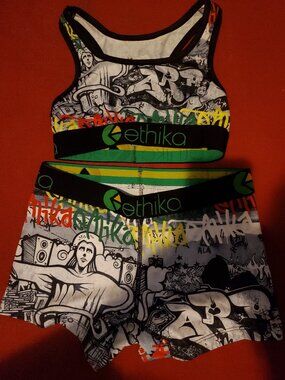 NEW ETHIKA MATCHING SET 139885 BRA AND BOY SHORTS COMBO